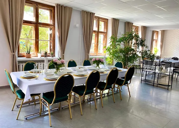 Hotel Azyl